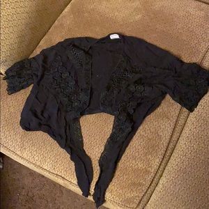 Tie in front crop too